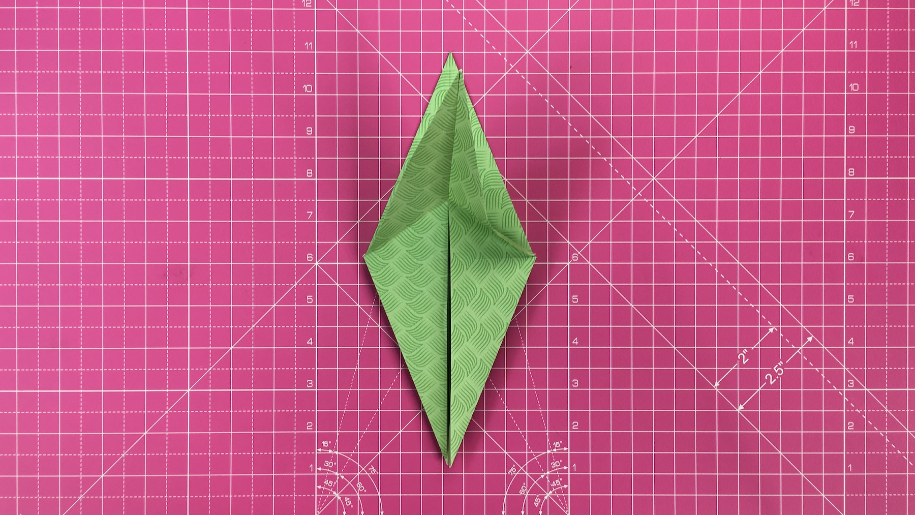 How to make an origami dragon, origami dragon tutorial - step 21a