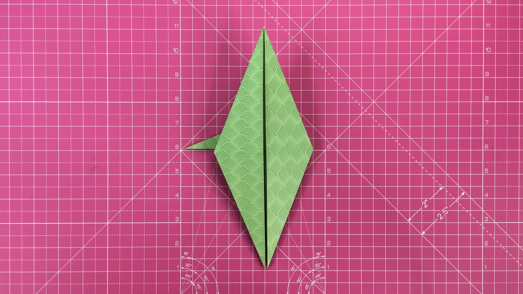 How to make an origami dragon, origami dragon tutorial - step 22a