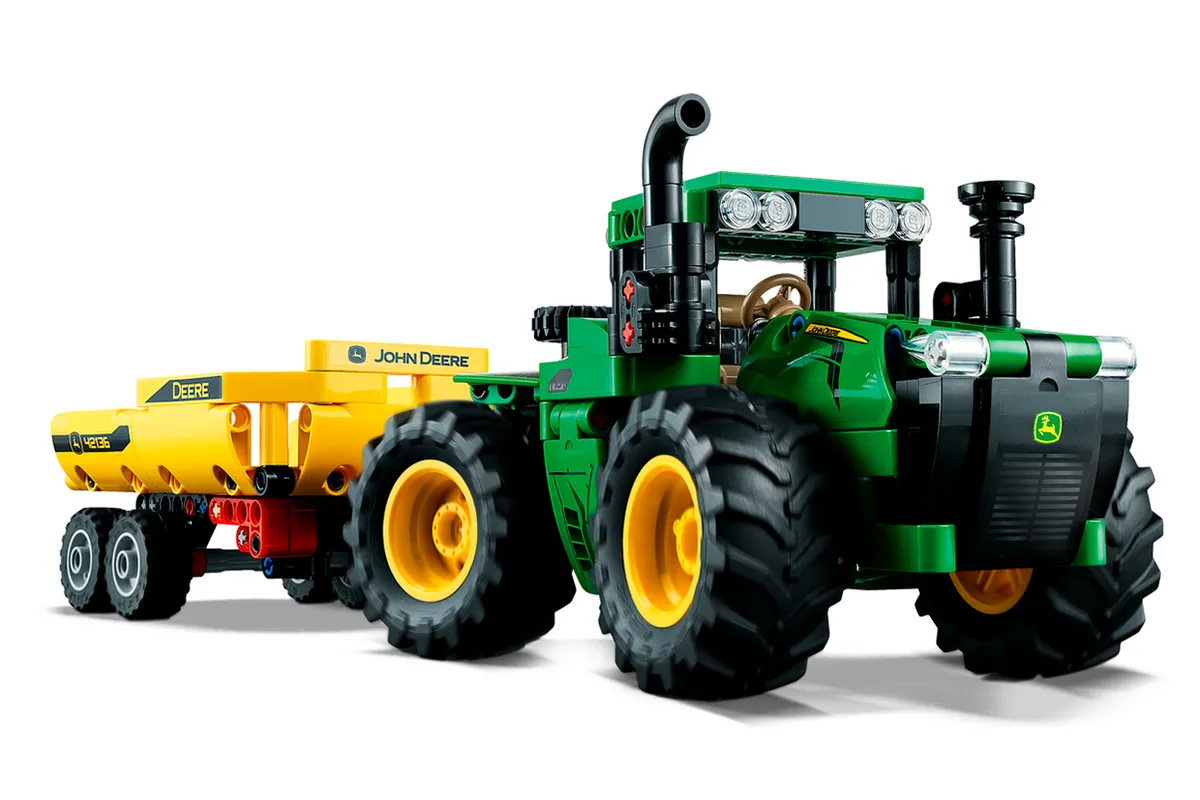 Lego Technic John Deer Tractor