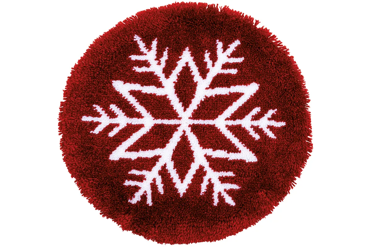 Snowflake latch hook rug kit
