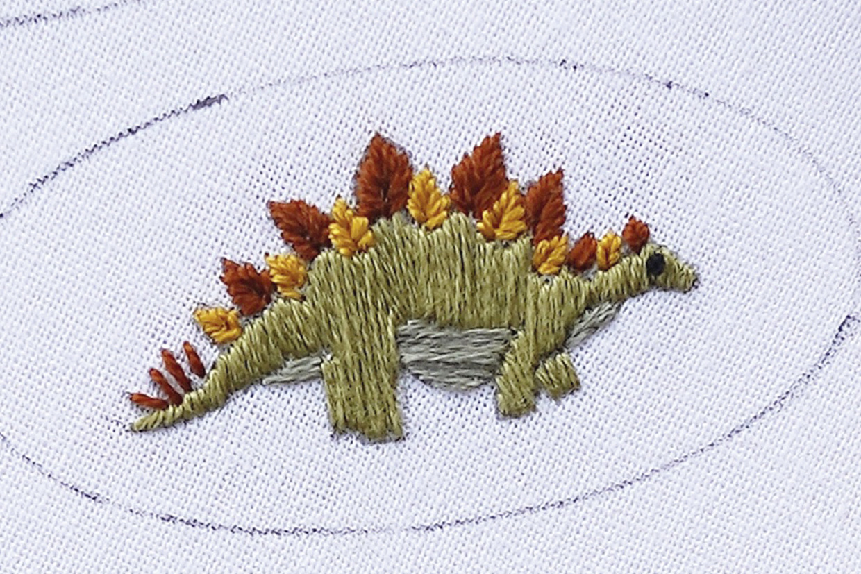 dinosaur embroidery step 4