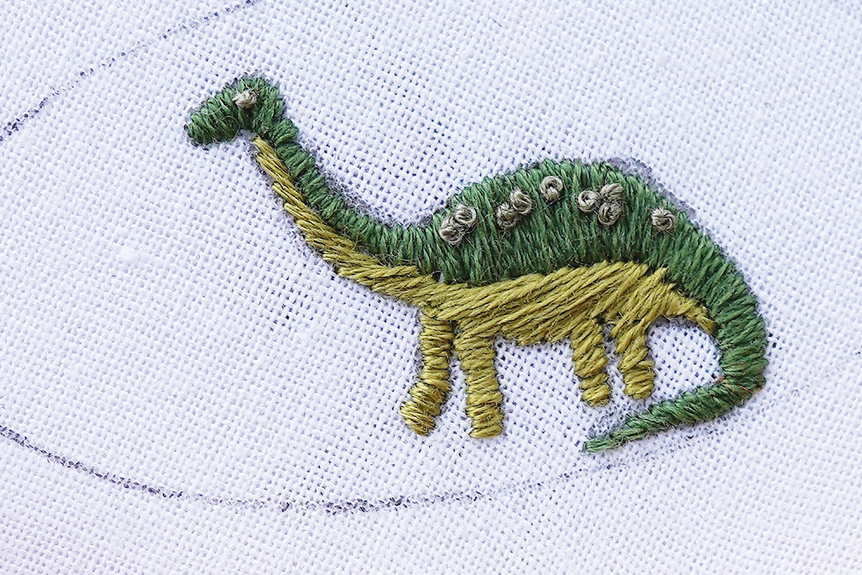 dinosaur embroidery step 6