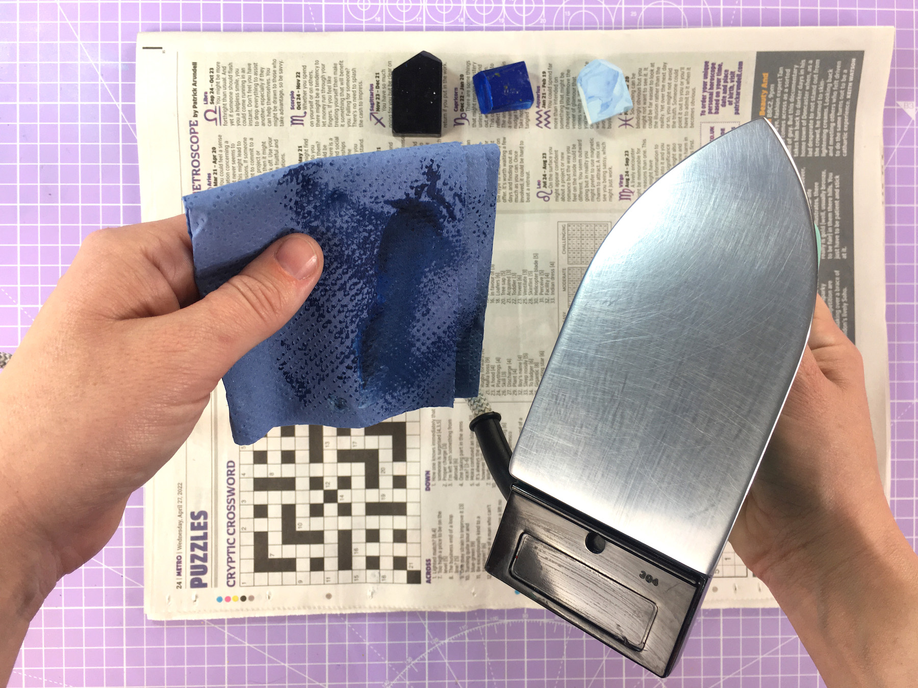 Beginner’s Guide to Encaustic Art – 05 – clean the iron after each use
