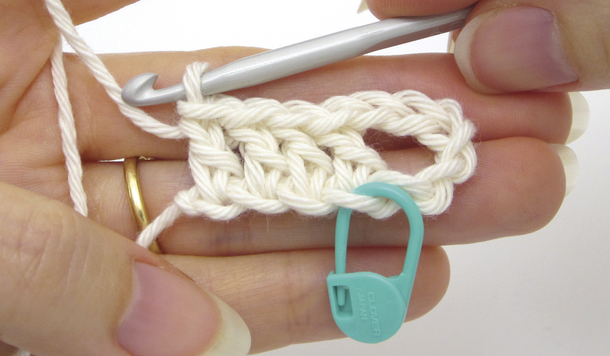 How to do bruges crochet – step 4