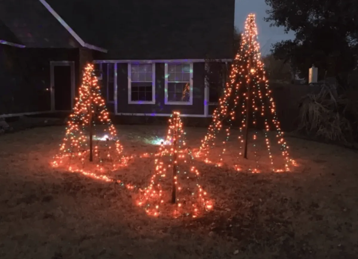 light up trees diy outdoor christmas decorations