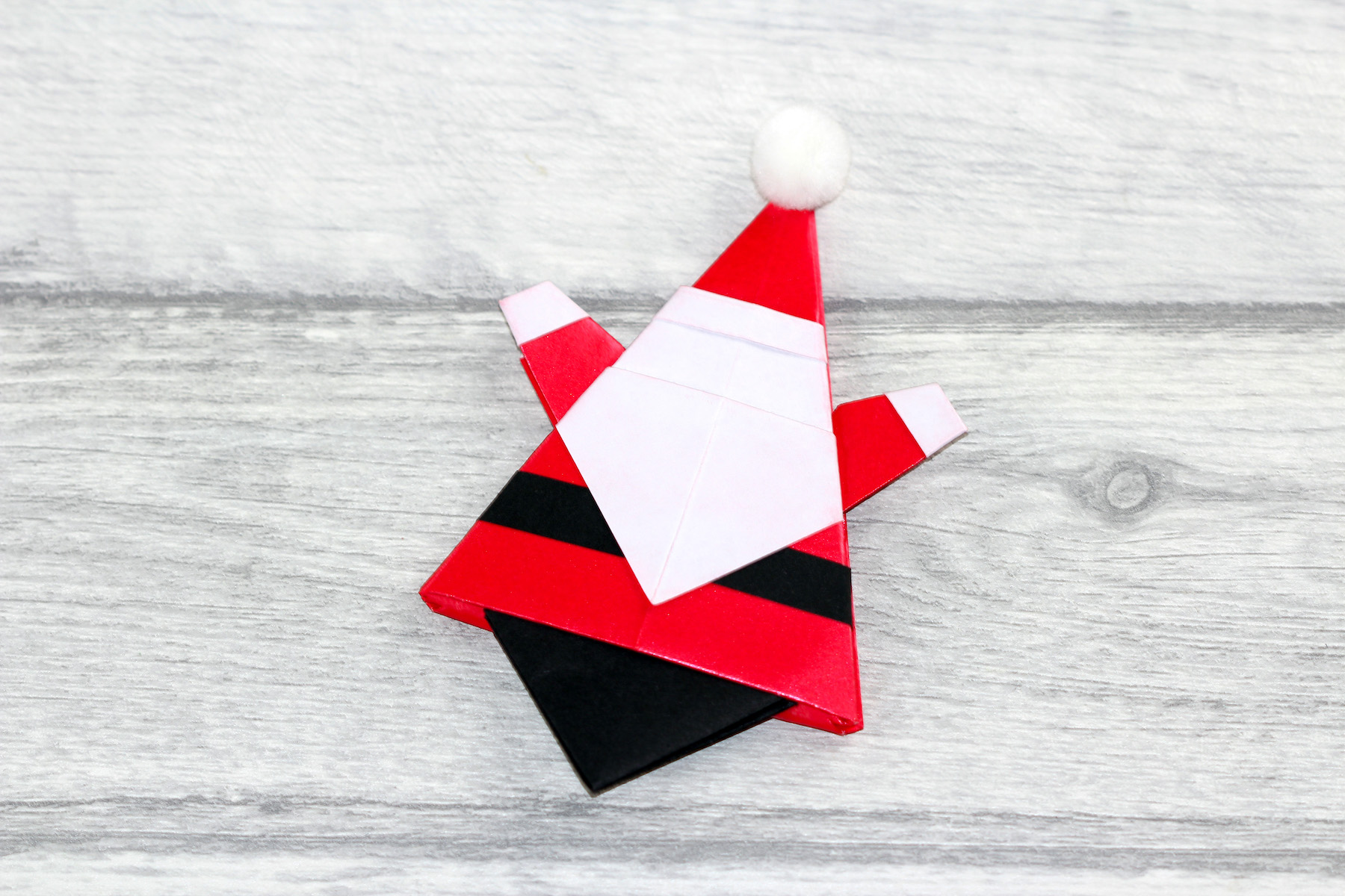 How to make an easy origami Santa