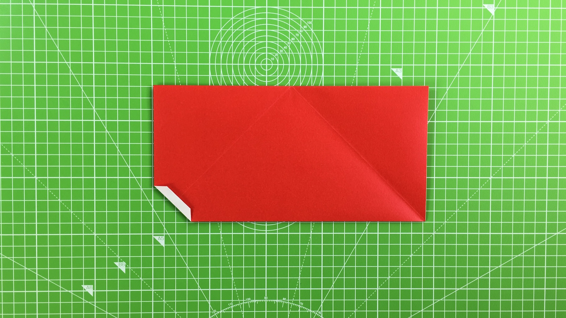 Origami Santa tutorial – how to make an origami Santa, step 10