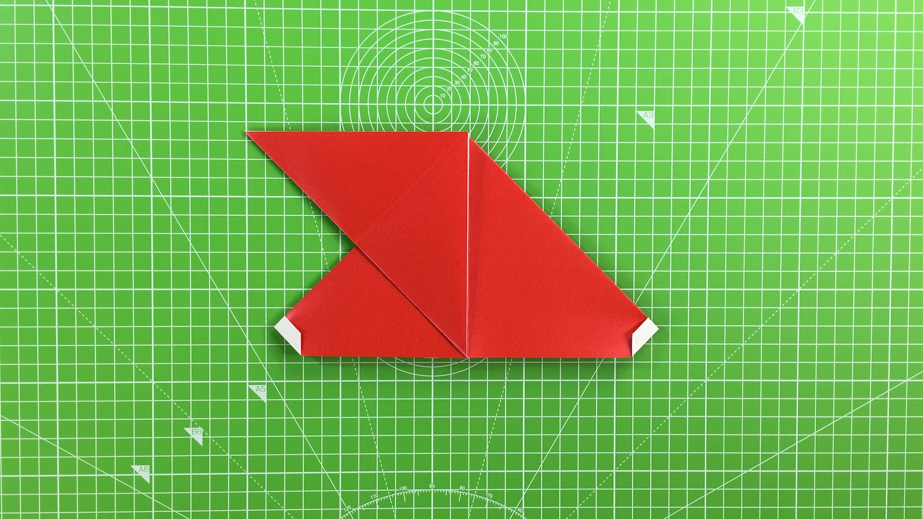 Origami Santa tutorial - how to make an origami Santa, step 14