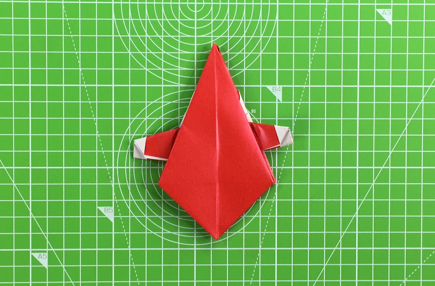 Origami Santa tutorial - how to make an origami Santa, step 41