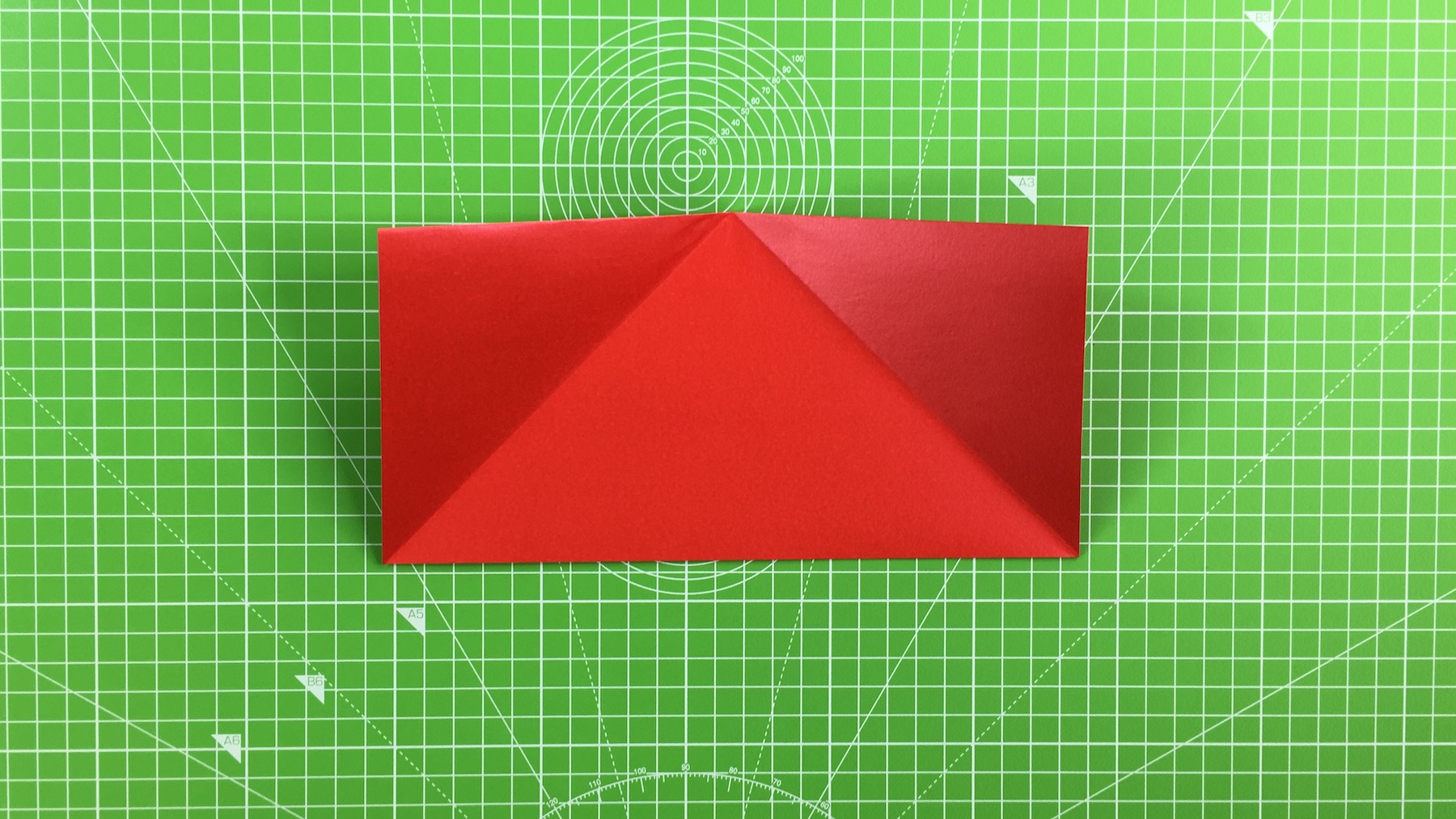 Origami Santa tutorial – how to make an origami Santa, step 5