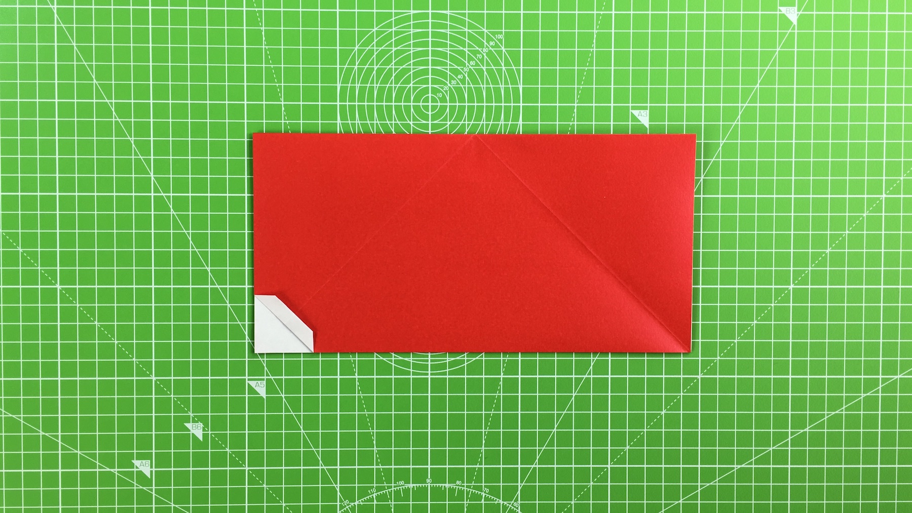 Origami Santa tutorial – how to make an origami Santa, step 7