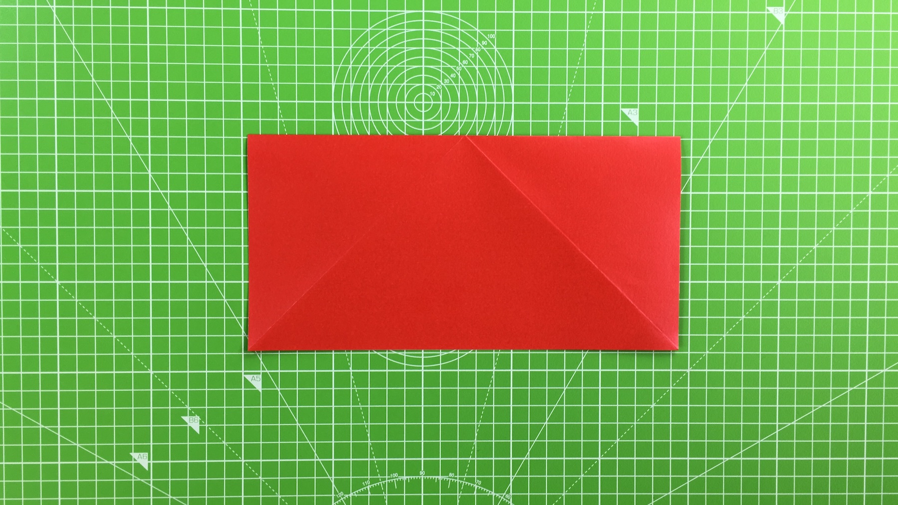 Origami Santa tutorial – how to make an origami Santa, step 8a