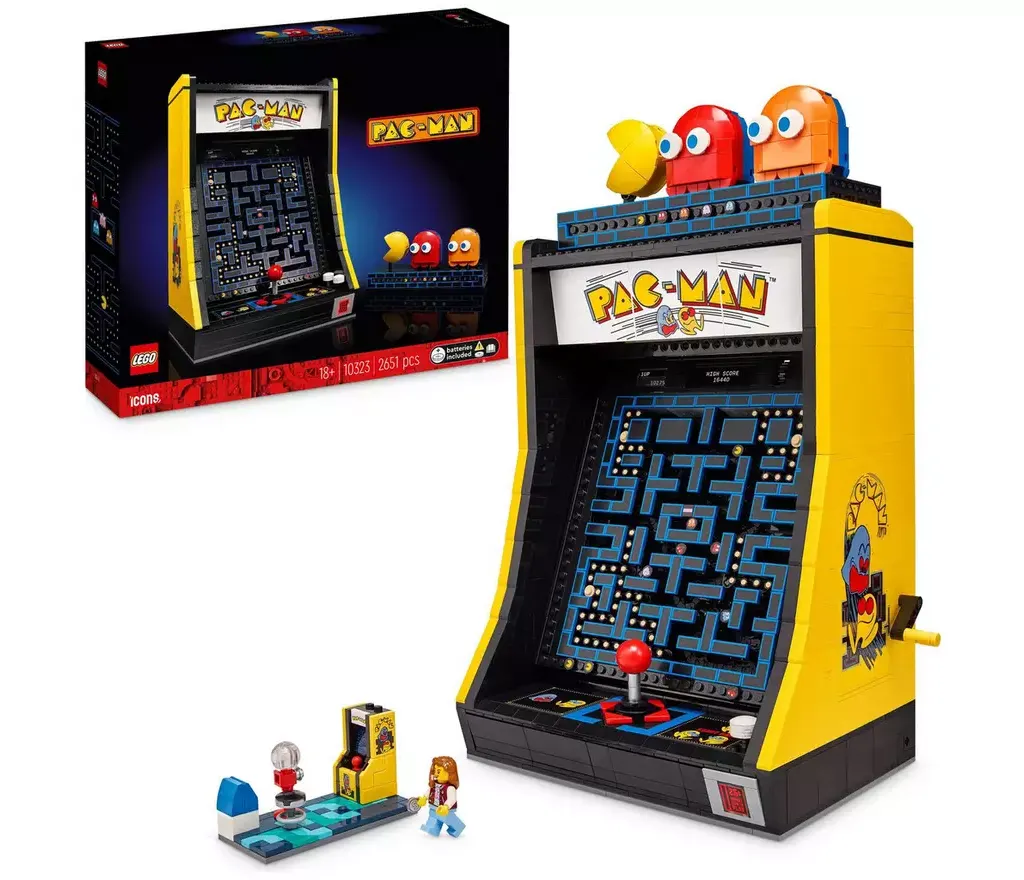 Pac-Man Mini Arcade Lego set for adults 