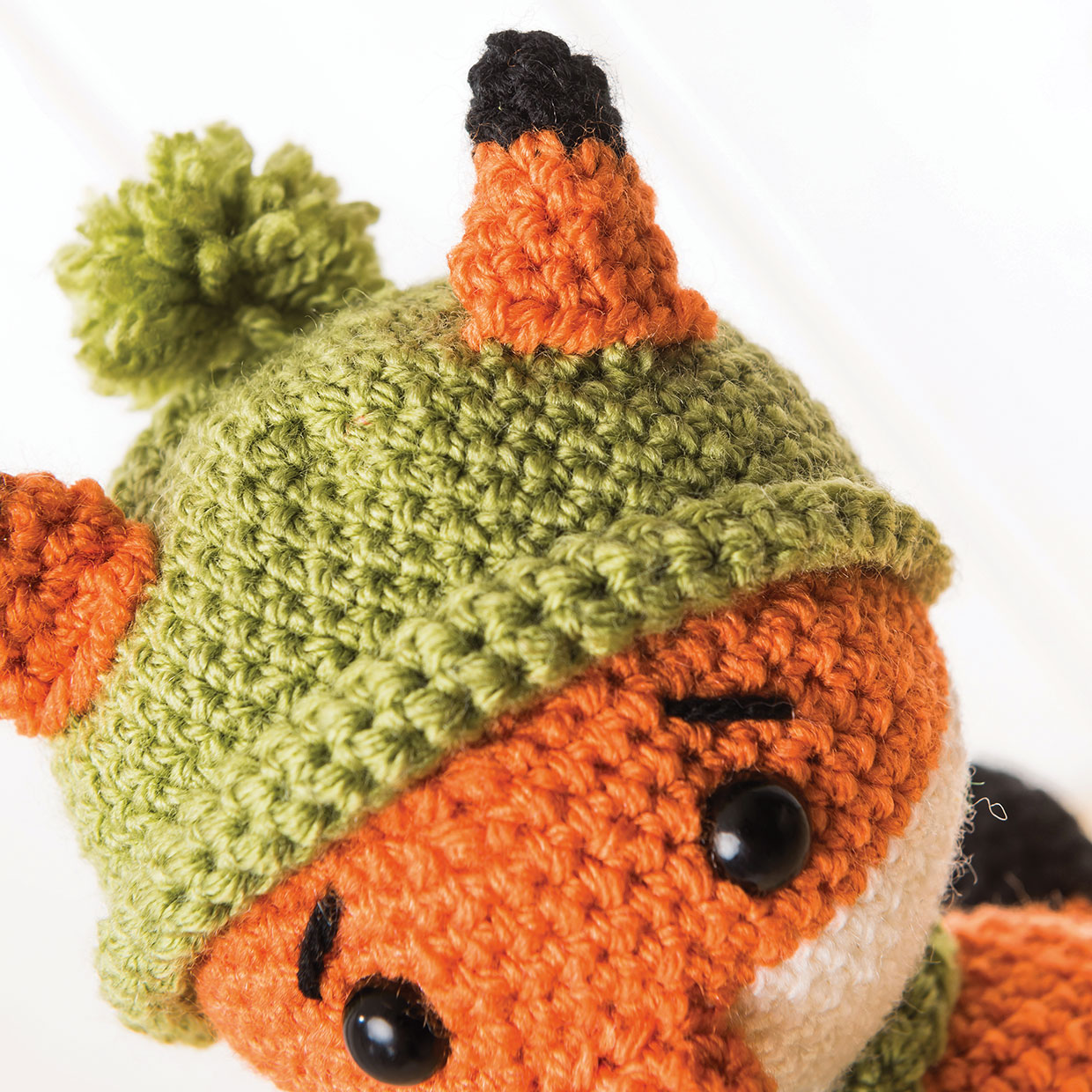 Crochet-fox-pattern-closeup