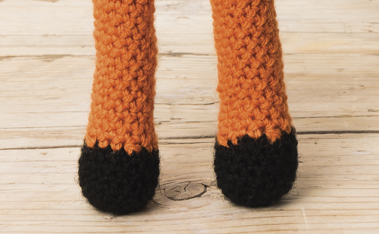 Crochet-fox-pattern-legs