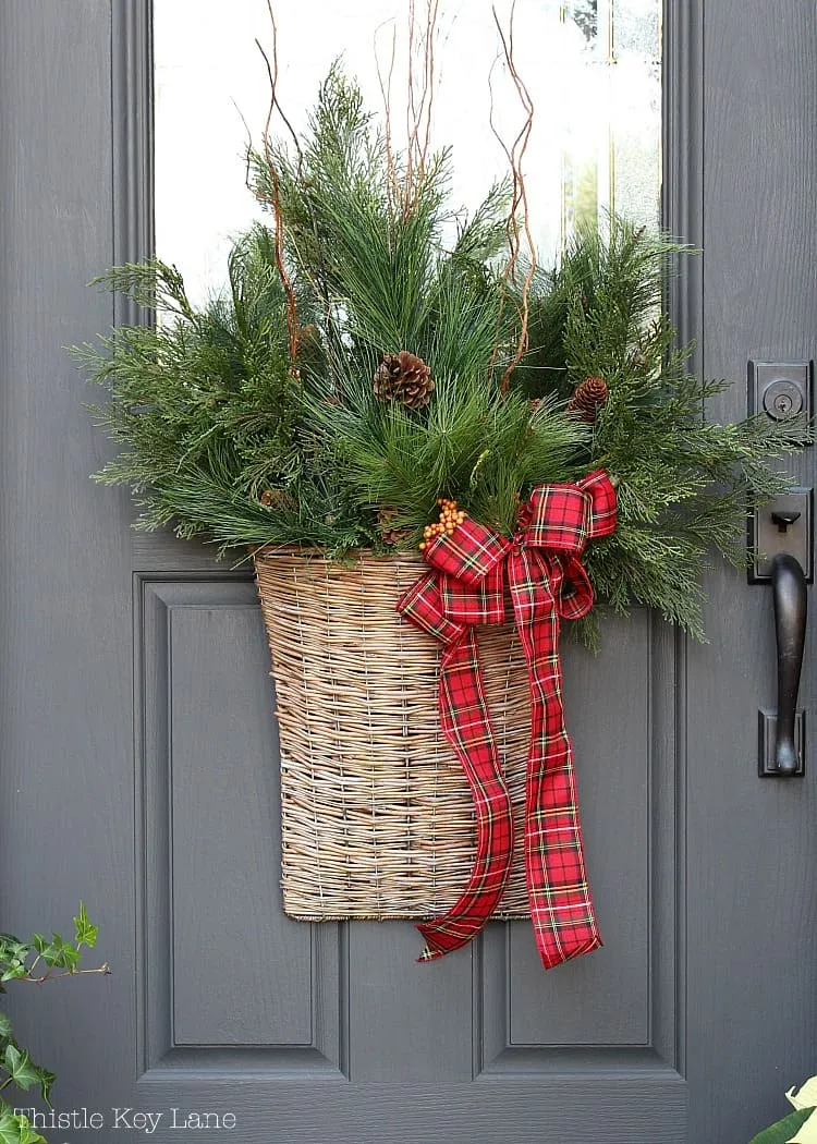 Holiday basket door decoration