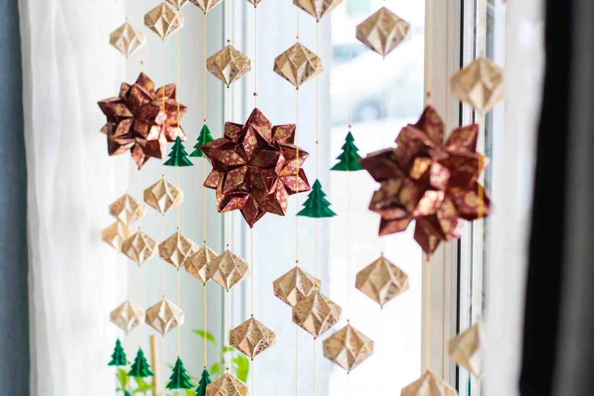 origami christmas window decoration