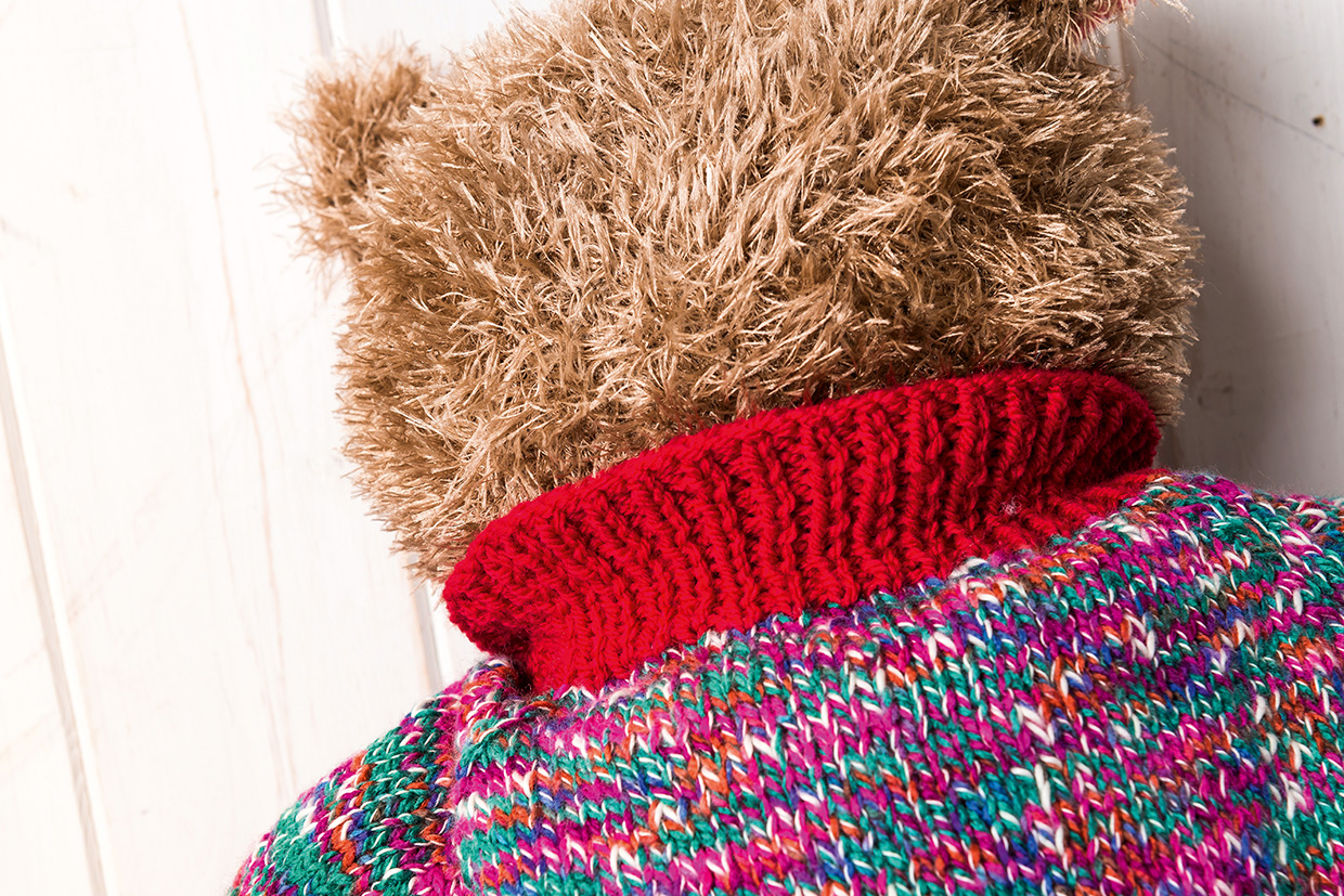 Teddy bear knitting pattern back