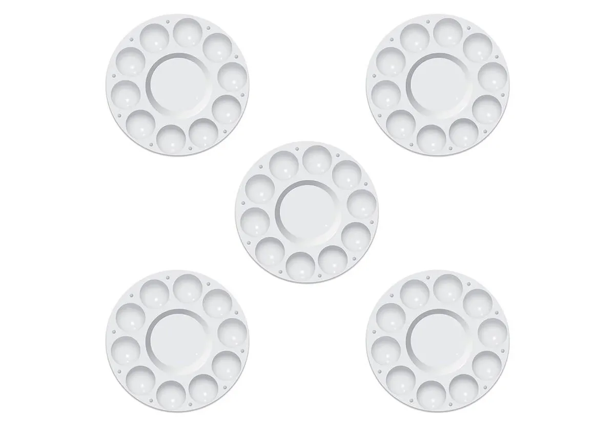 White plastic palettes set of five