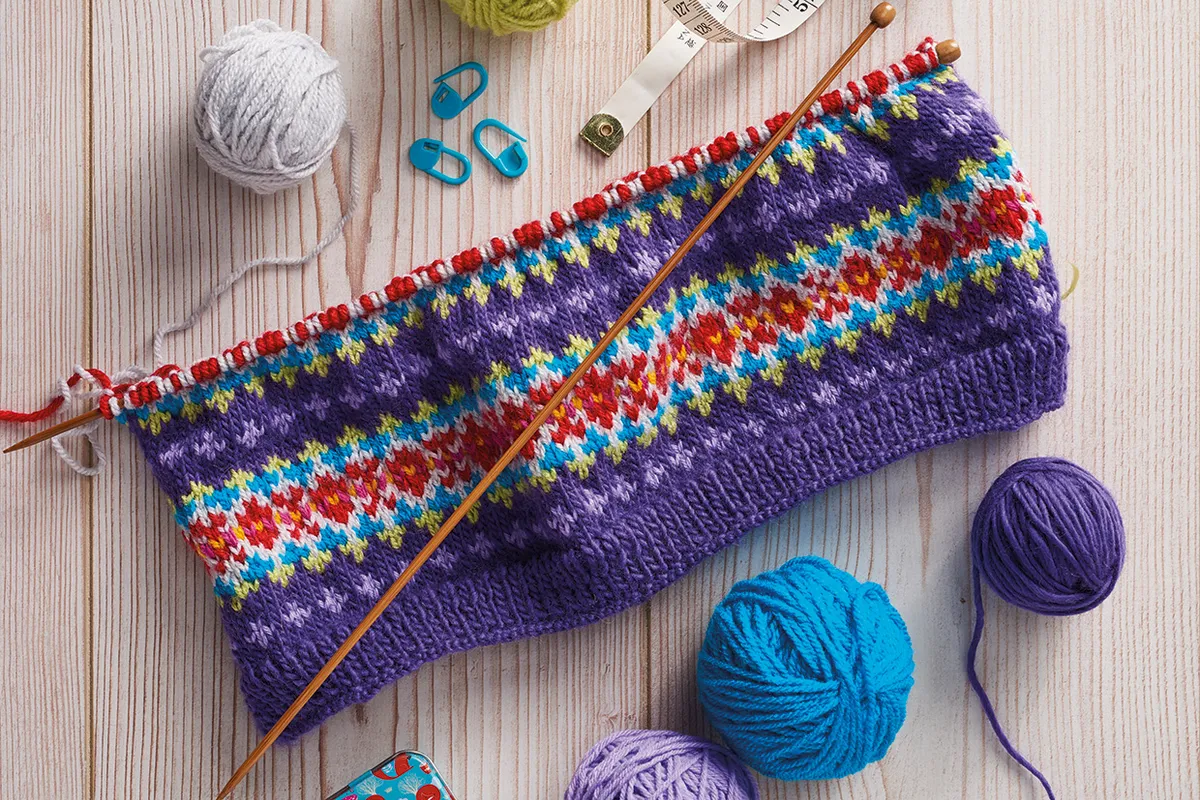 Fair Isle knitting main