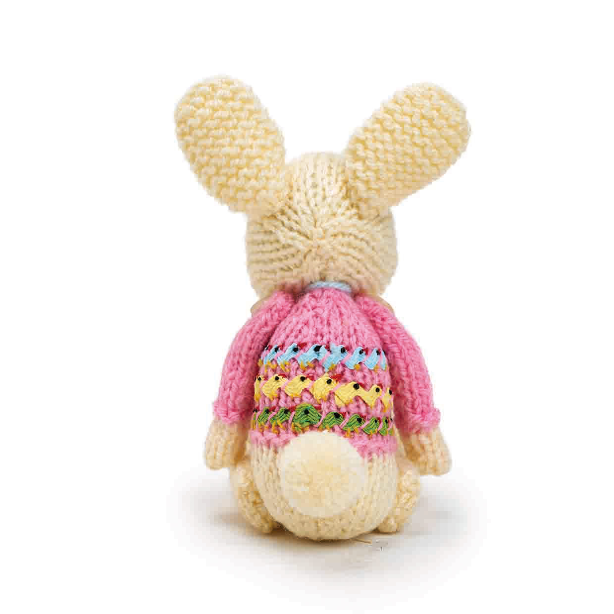 Knitted bunny pattern pompom
