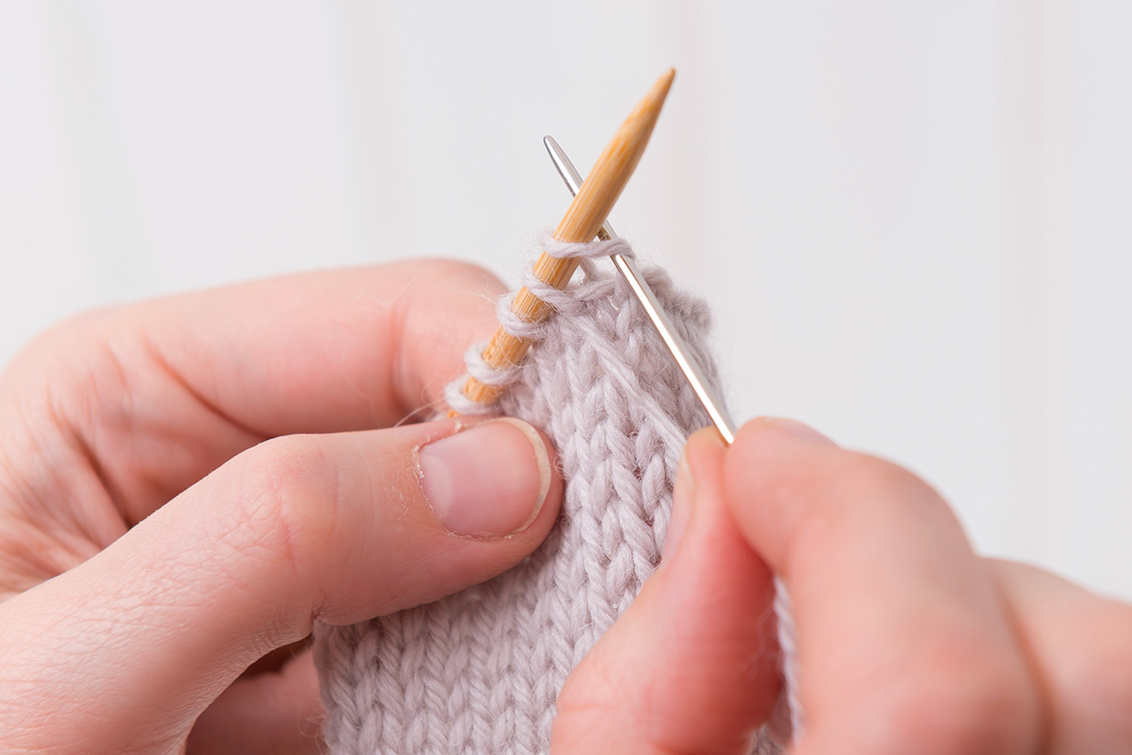 How to cast off knitting Sewn 2