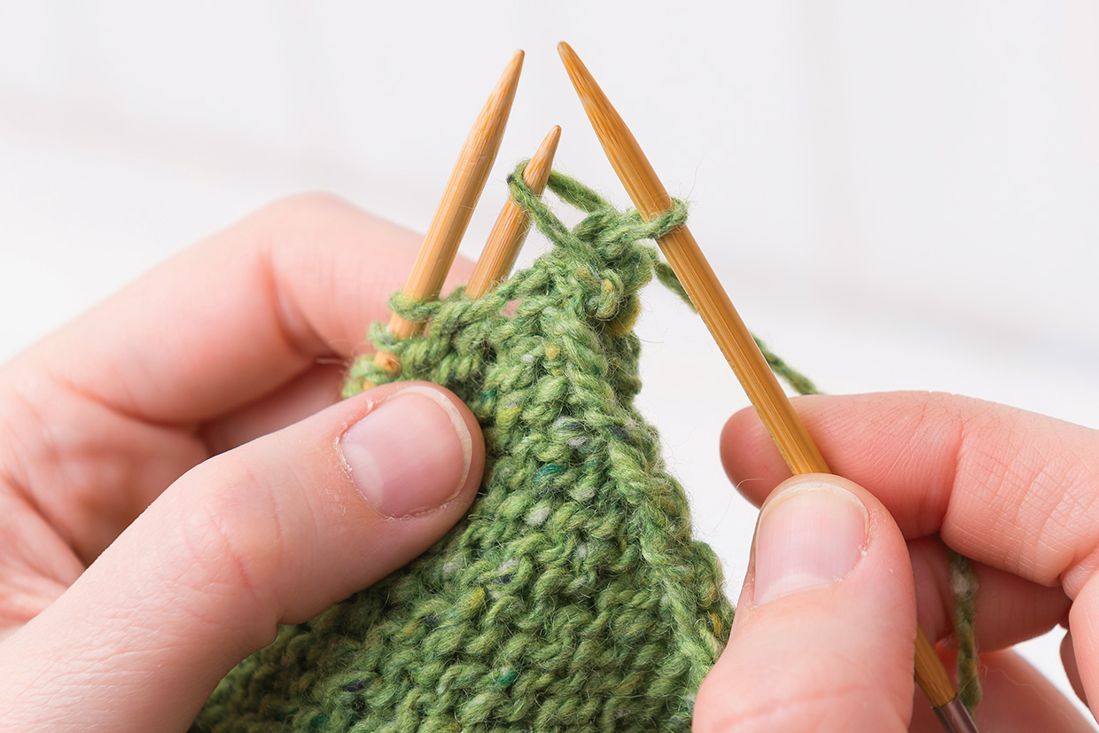How to cast off knitting Three Needle 4