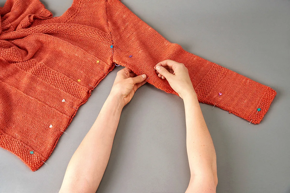 How to finish knitting Pinning pieces