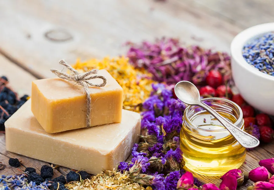 Cold process soap making for beginners - Gathered