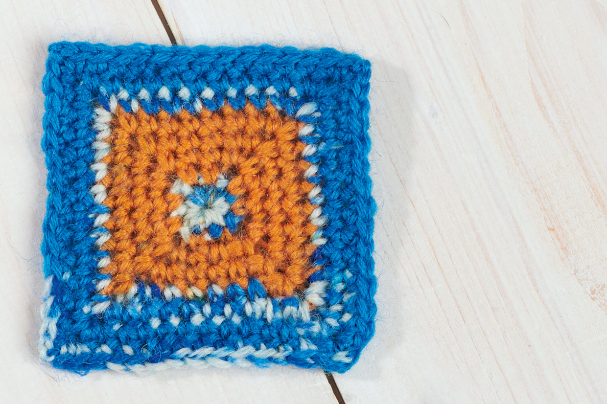 how to crochet a square