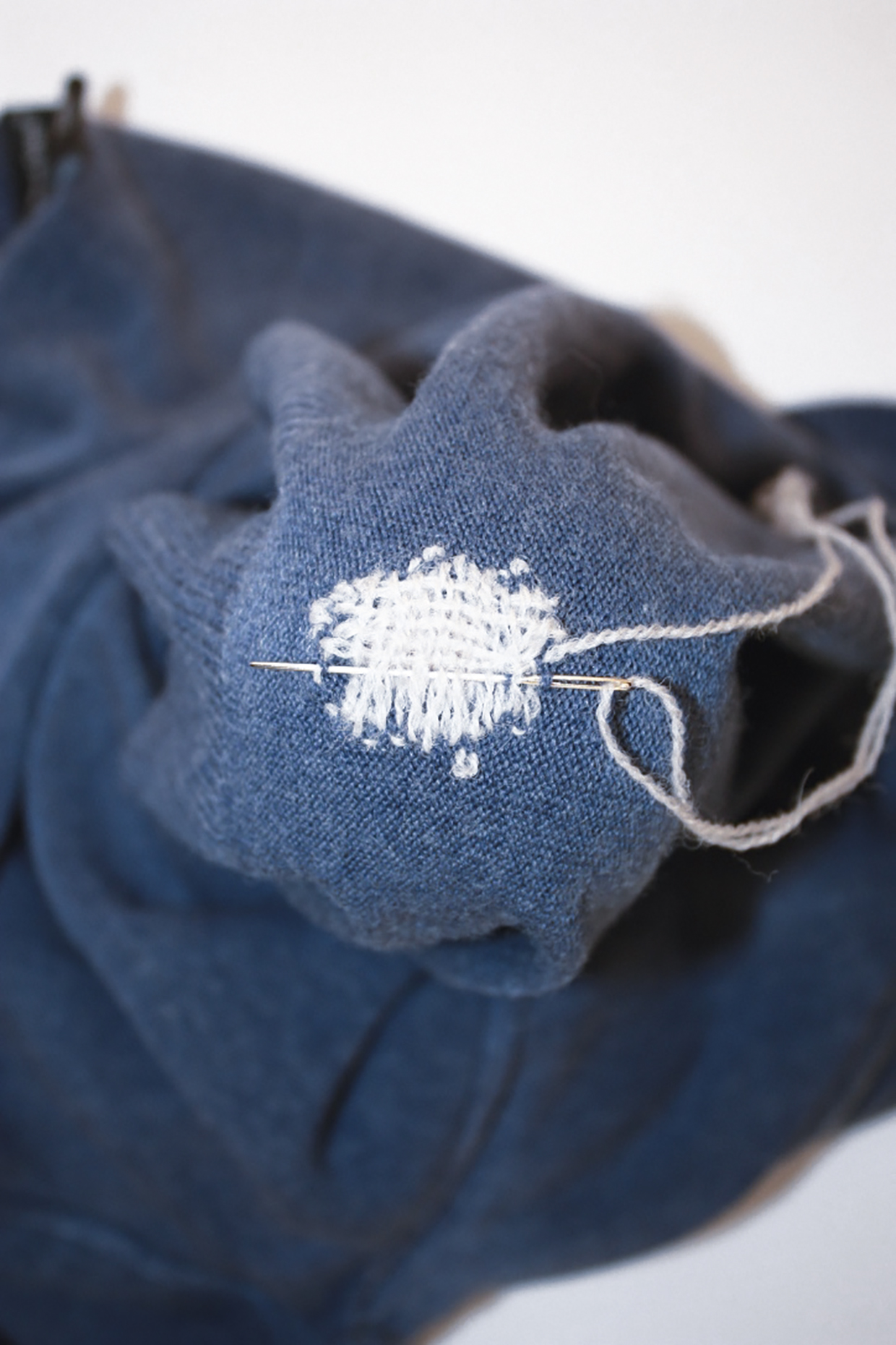 Mending Clothes: Creative Ways to Sew a Hole, Mend a Seam, and Beyond
