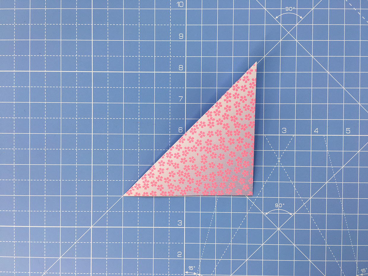 How to make an origami dove – step 6a