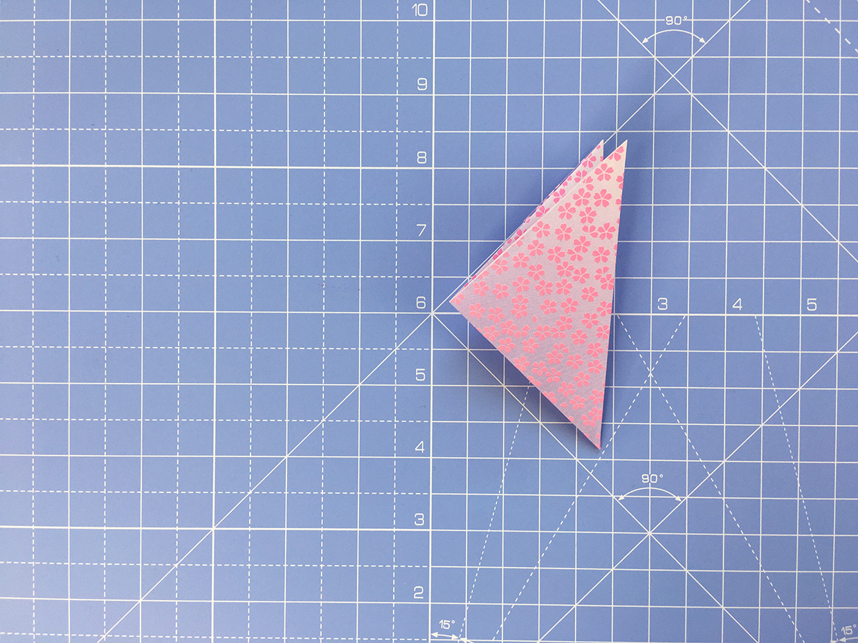 How to make an origami dove – step 6b