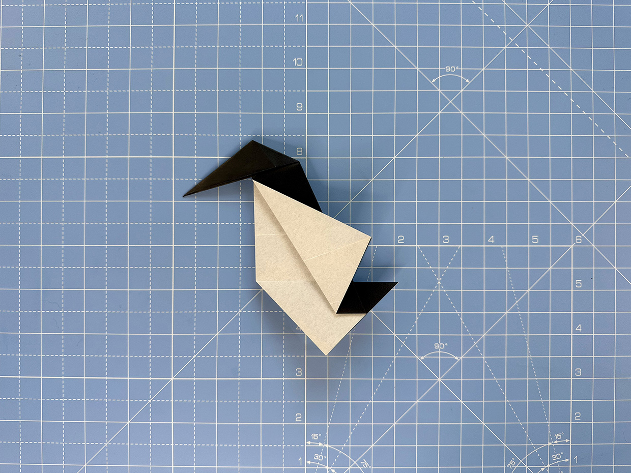 How to make an origami penguin - step 12b