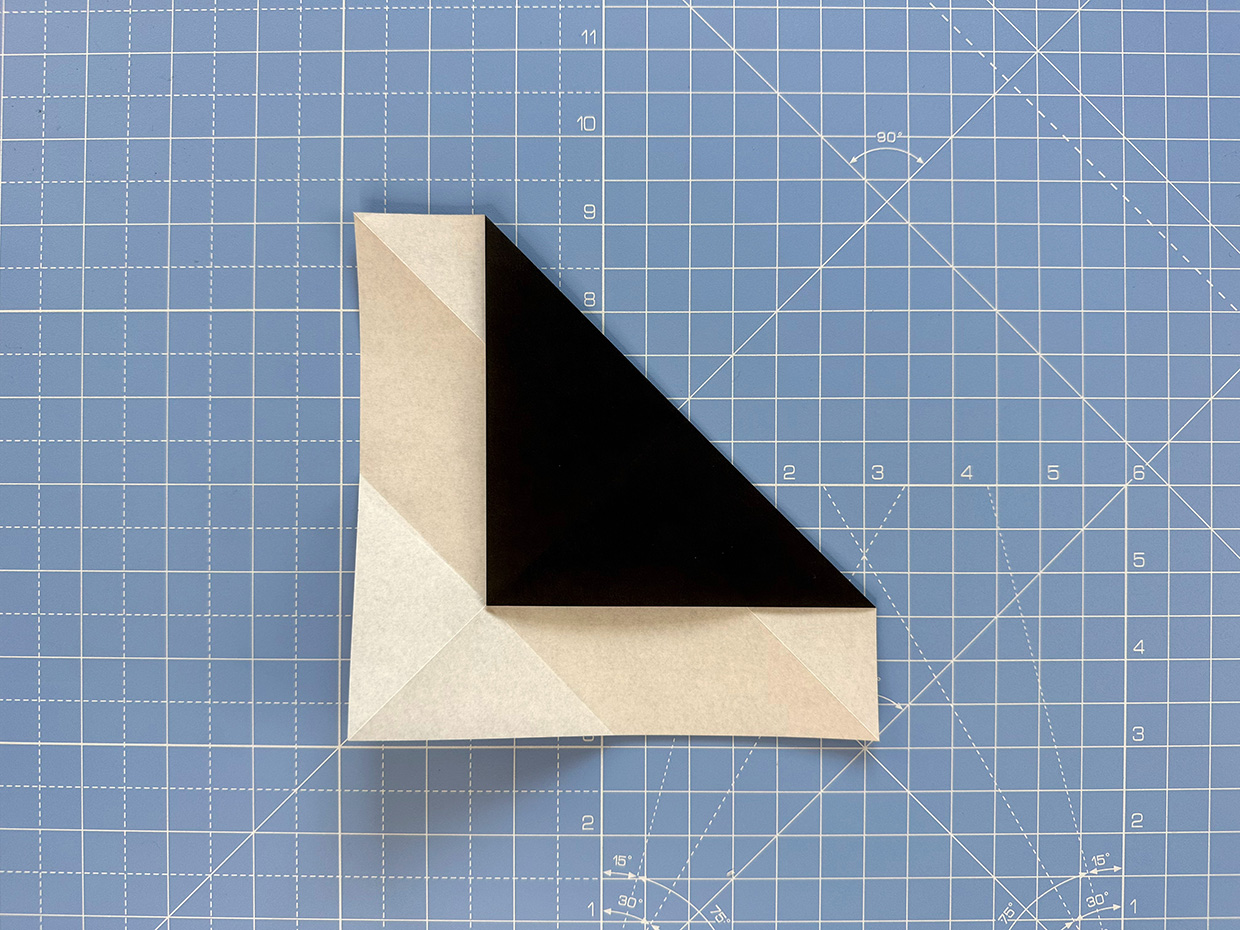 How to make an origami penguin – step 3a