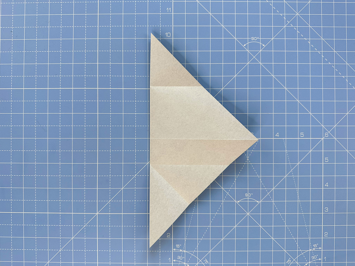 How to make an origami penguin – step 5b
