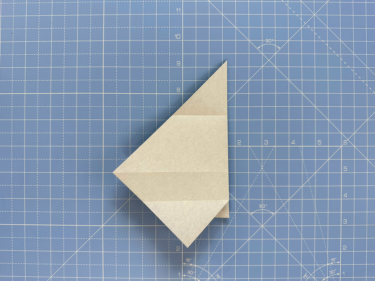 How to make an origami penguin – step 8a