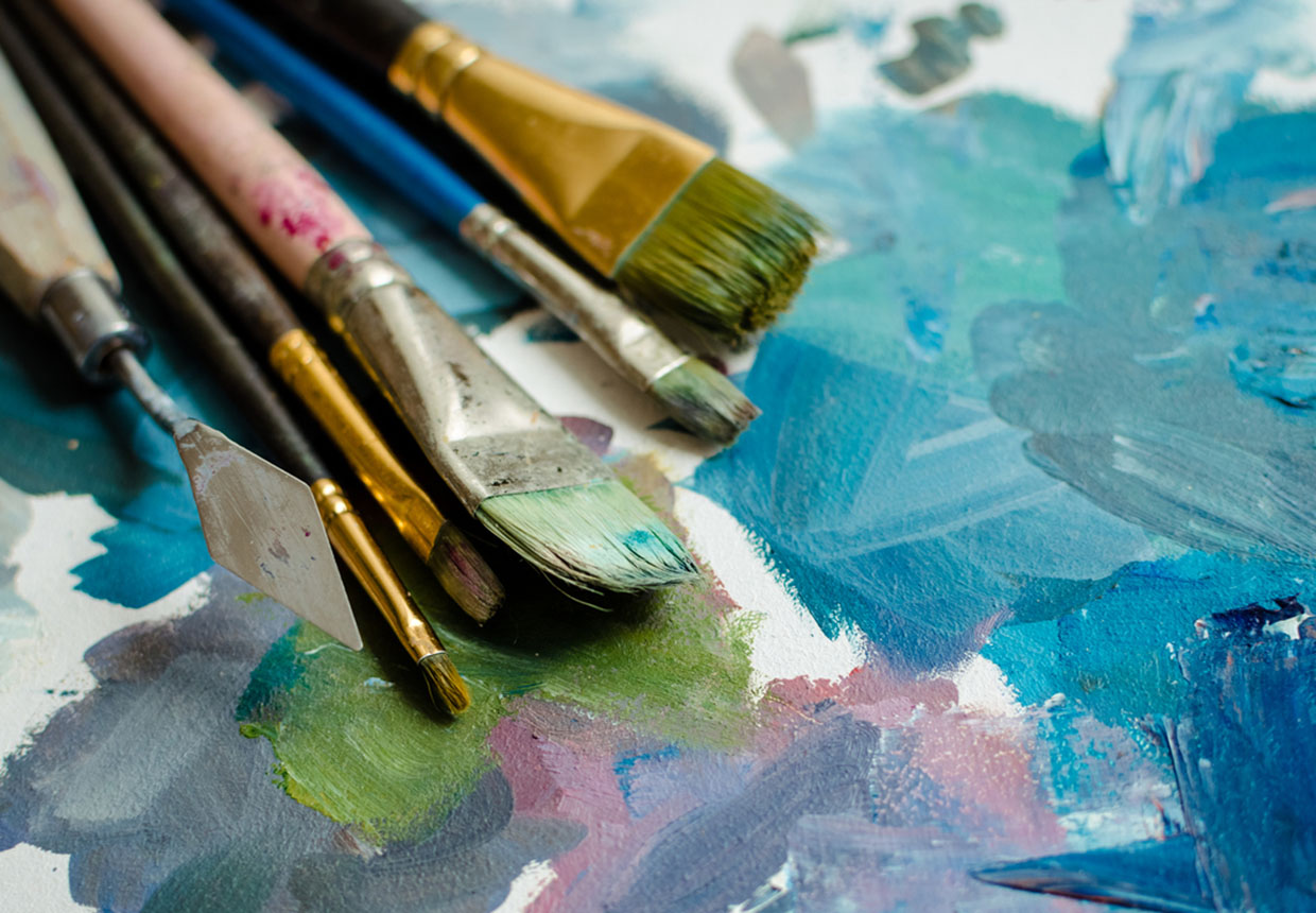 Buy the best brushes for gouache to get the most out of your art