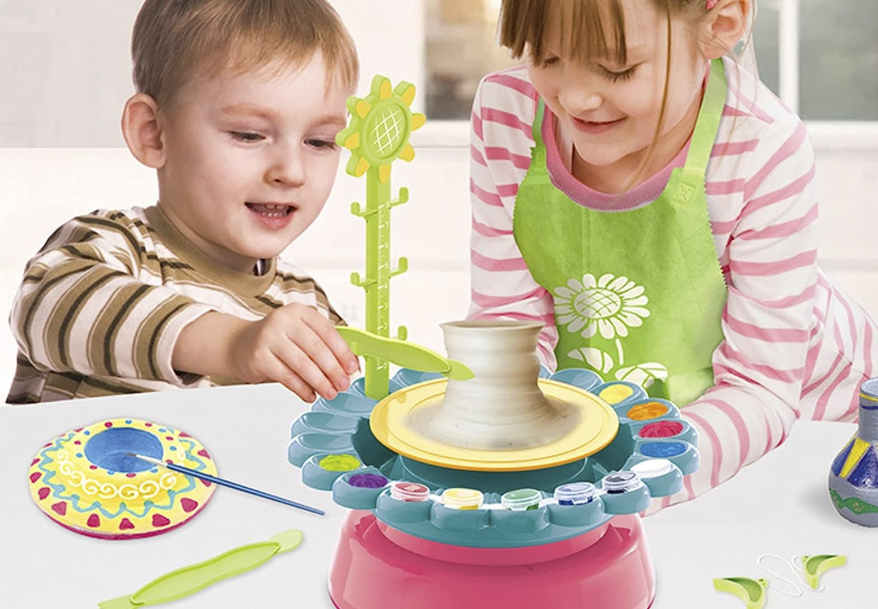 Pottery Wheel for Kids - Knots by Nadja