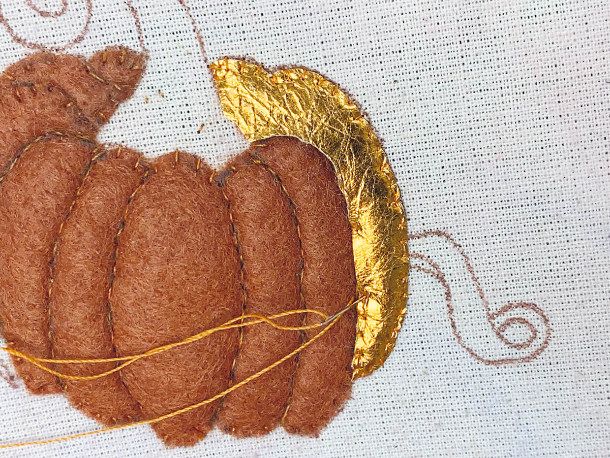 3d embroidery pumpkin techniques step 3