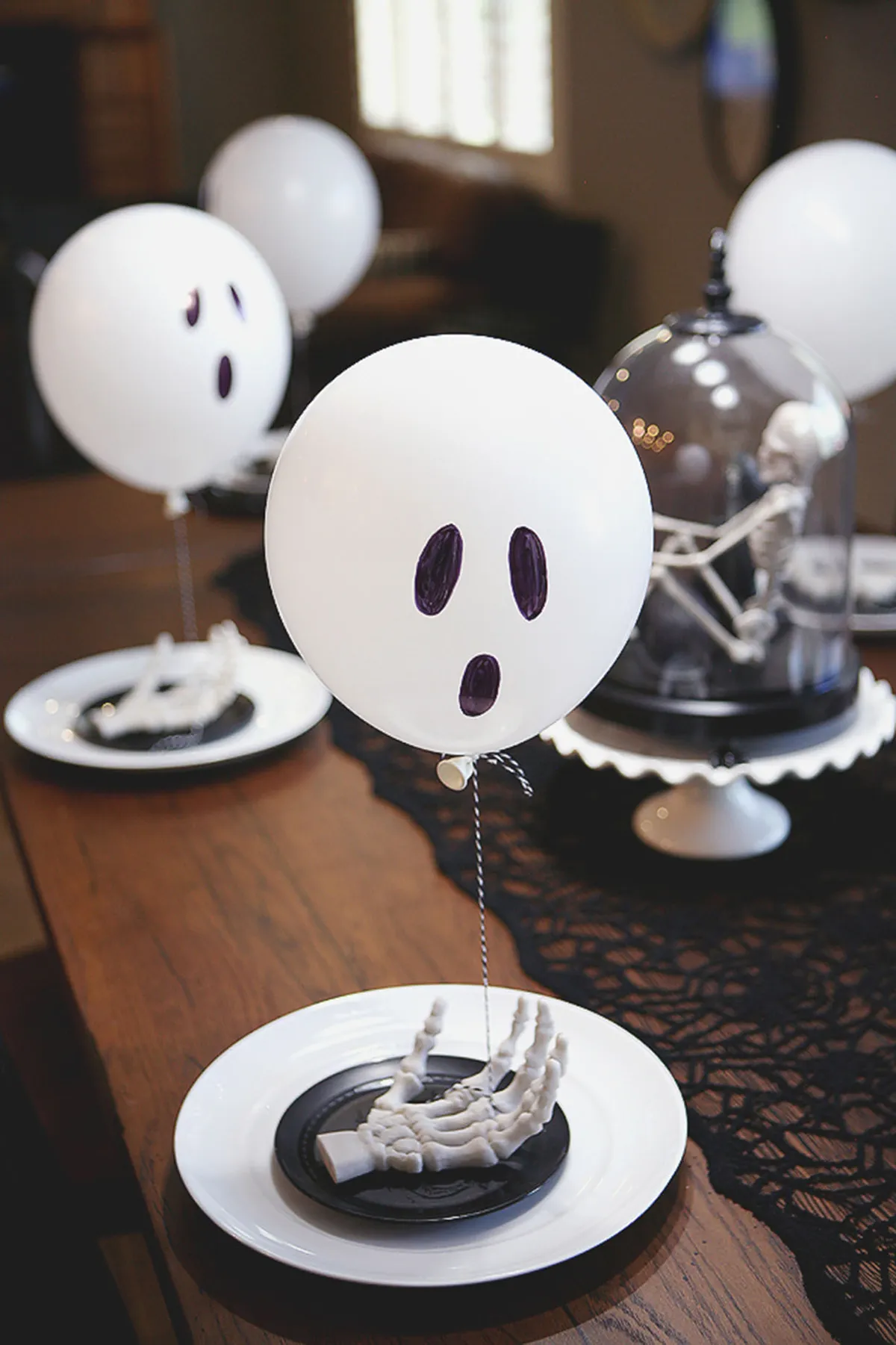 Halloween balloon ghost table setting