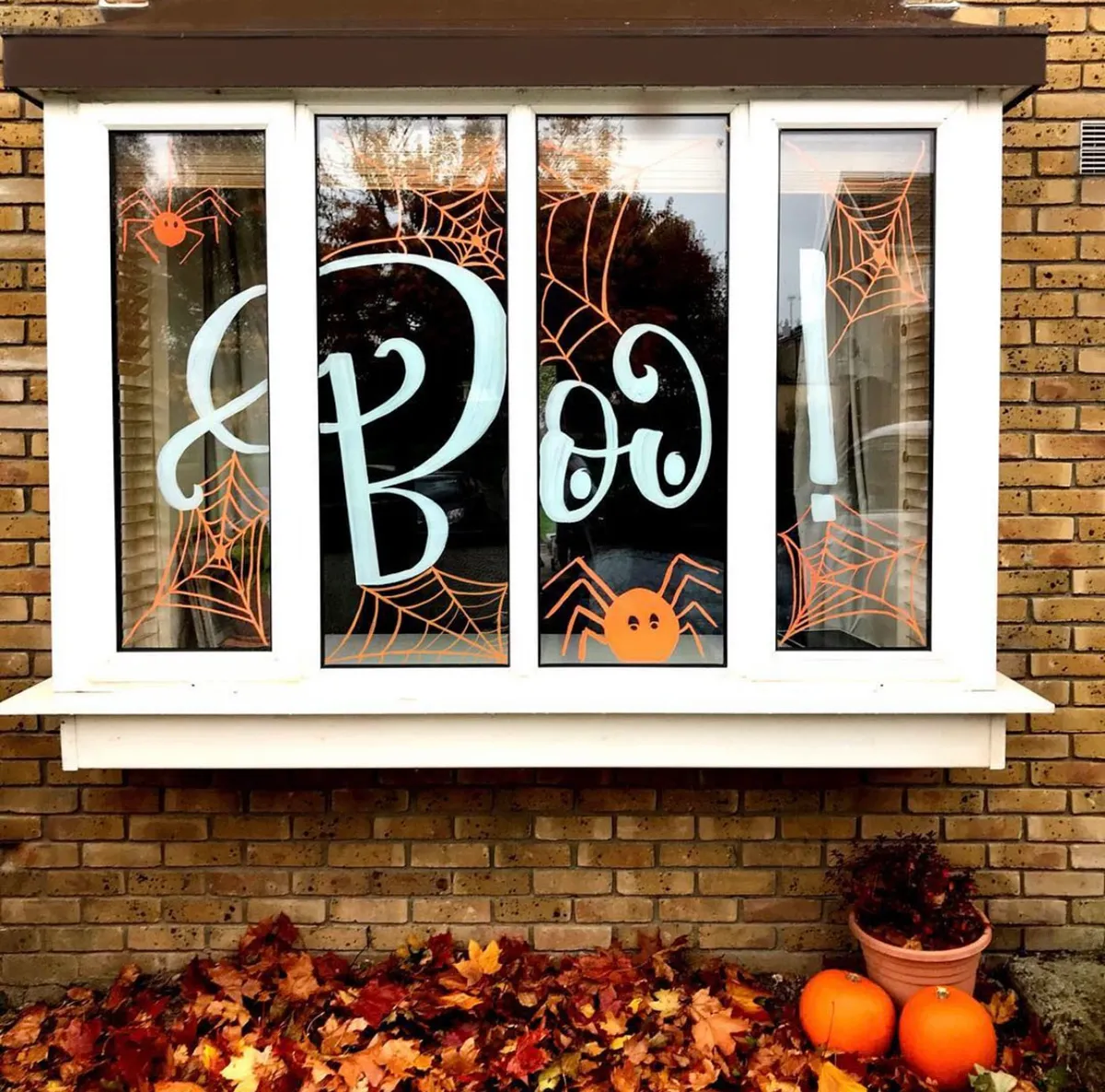 Halloween window art