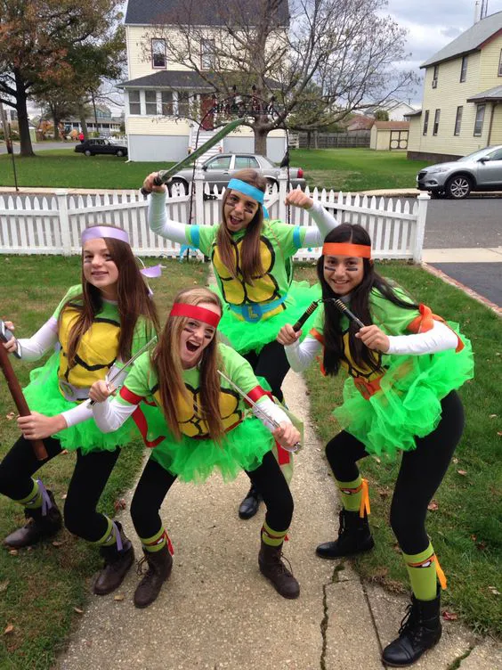 Teenage Ninga Mutant Turtles group halloween costume