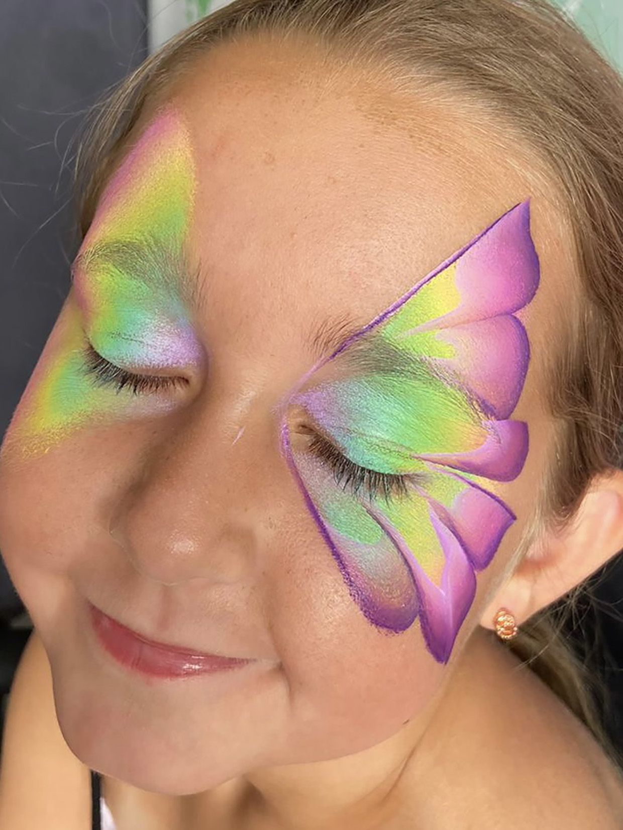 butterfly face paint step 6