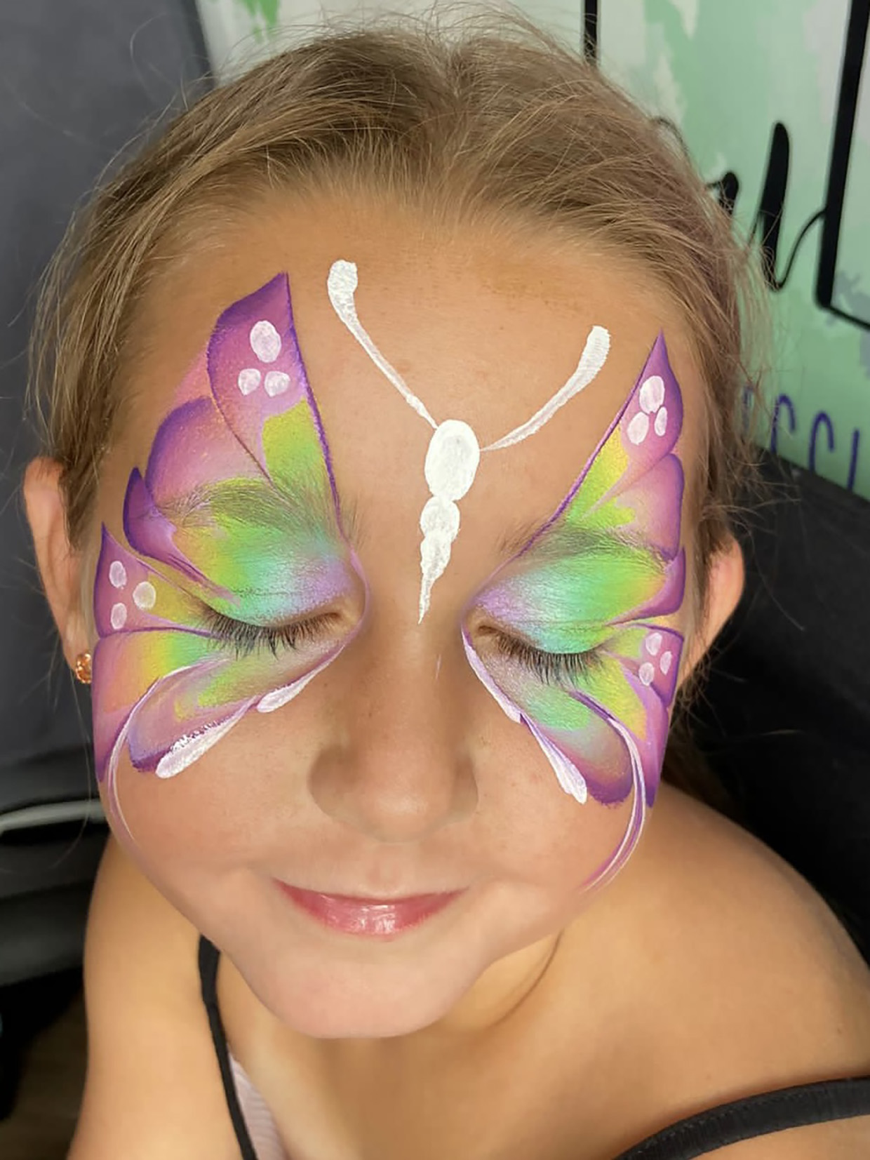 butterfly face paint step 10