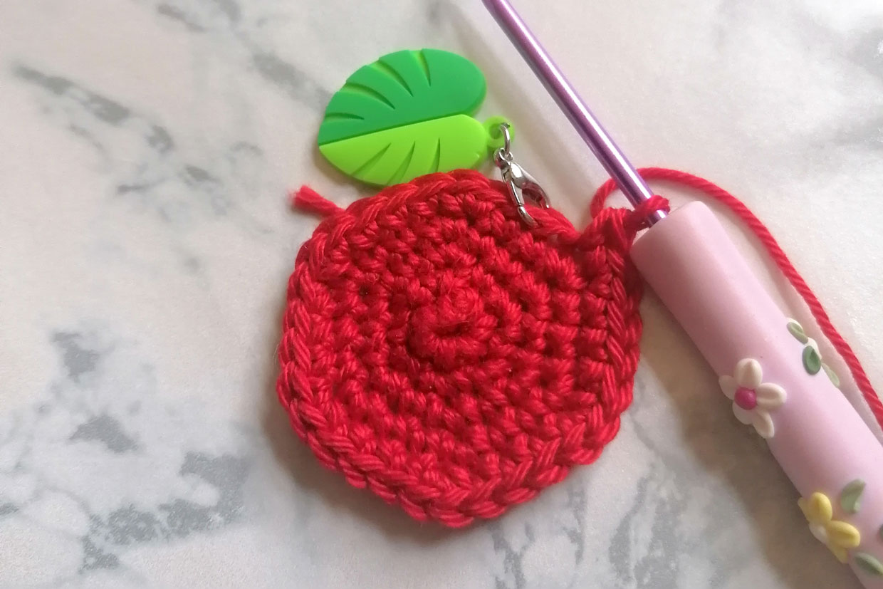 fly-agaric-crochet-mushroom-step1A