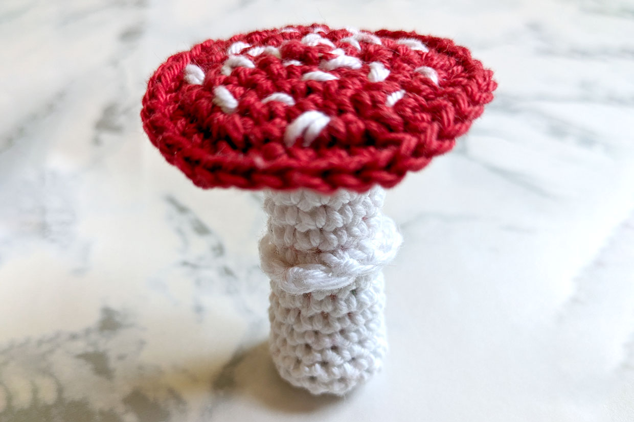fly-agaric-crochet-mushroom-step3C