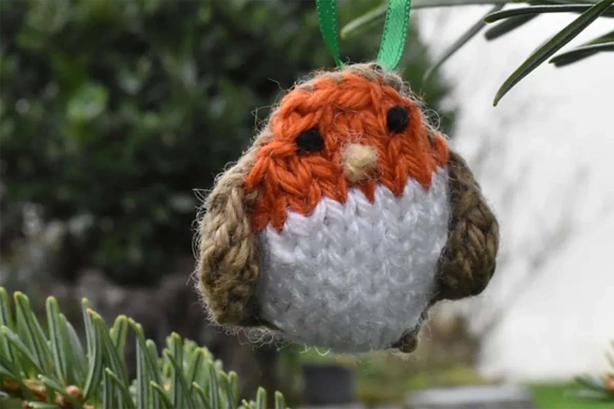 Christmas knitting patterns Ginny Sturdy