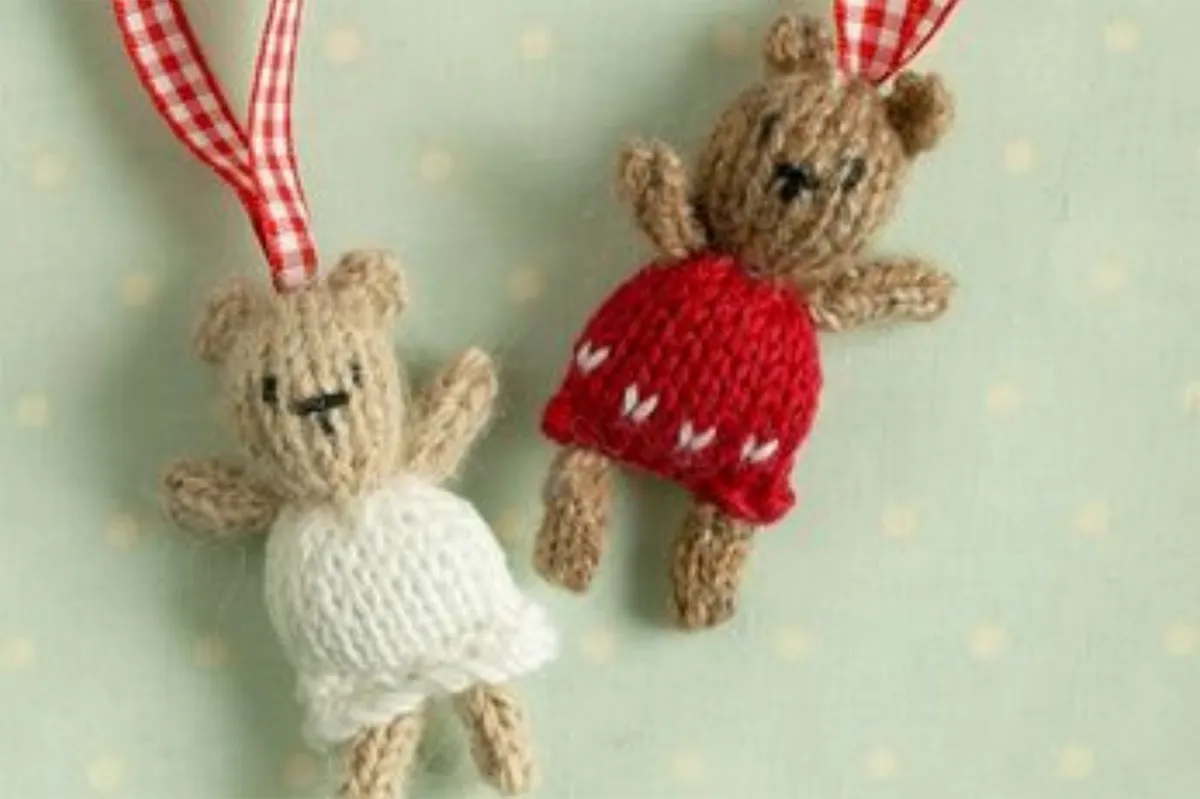 Christmas knitting patterns Little Cotton Rabbits bears