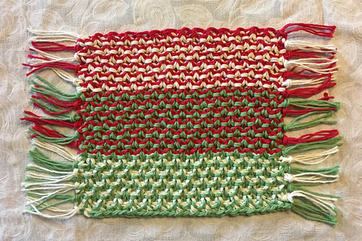 Christmas knitting patterns Montana Jo